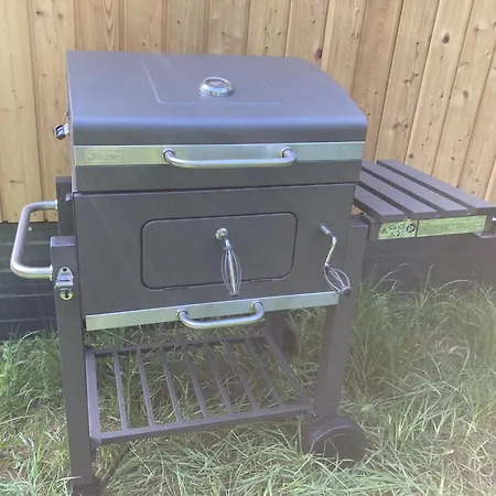 Waldseechalet Julius - *